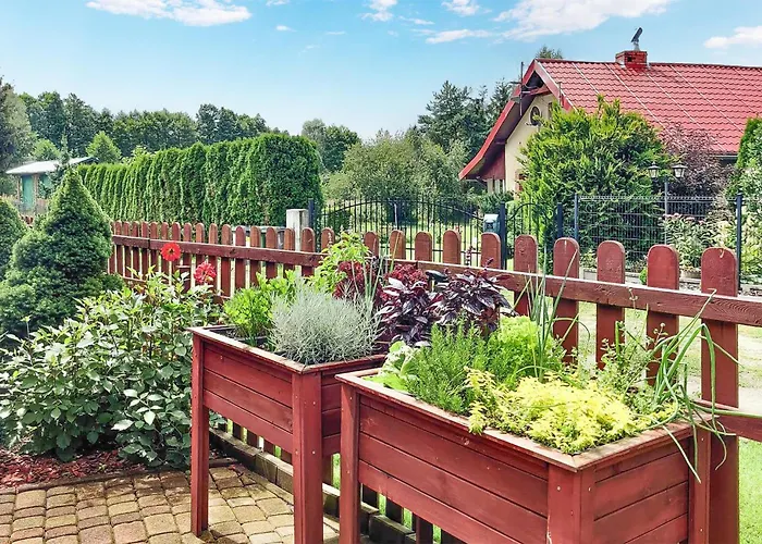 2 Bedroom Amazing In Holiday home *